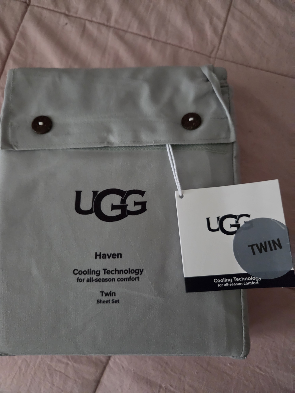 NWT UGG Haven Twin Sheet Set in Light Gray